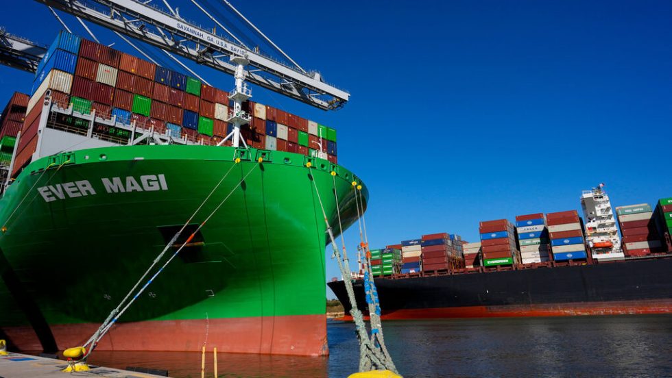 ploia container ships